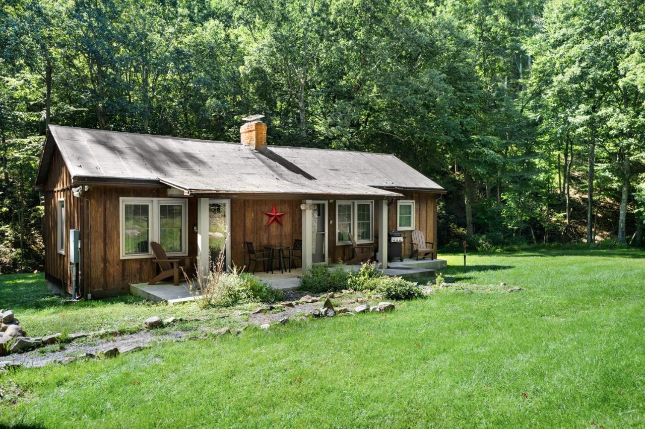 River Access W Hot Tub, Grill, Wifi, & Fire Pit! Lost City Exterior photo
