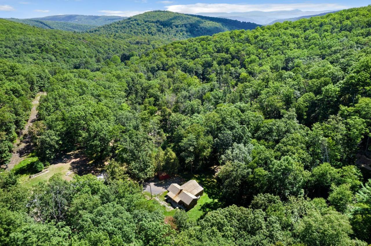 River Access W Hot Tub, Grill, Wifi, & Fire Pit! Lost City Exterior photo